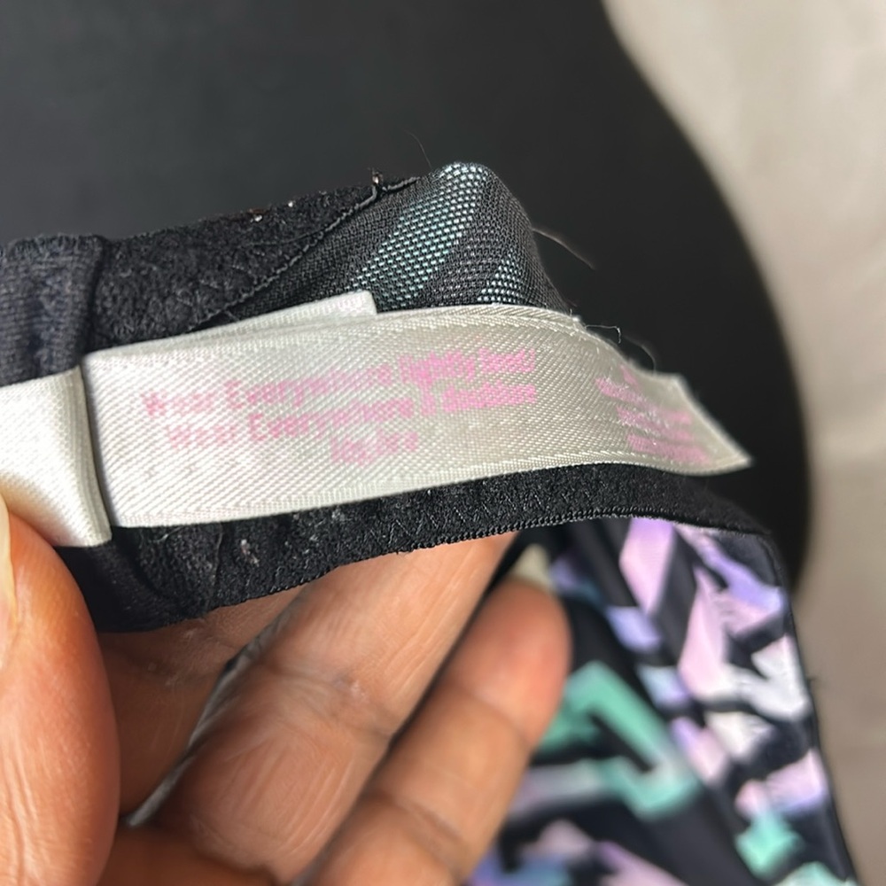 PINK VICTORIA’S SECRET Wear Everywhere blackgreenpink signature bra. Size 36 D. - Picture 8 of 9